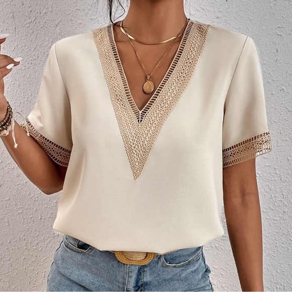 Luxe apricot casual V neck lace blouse - Picture 2 of 6